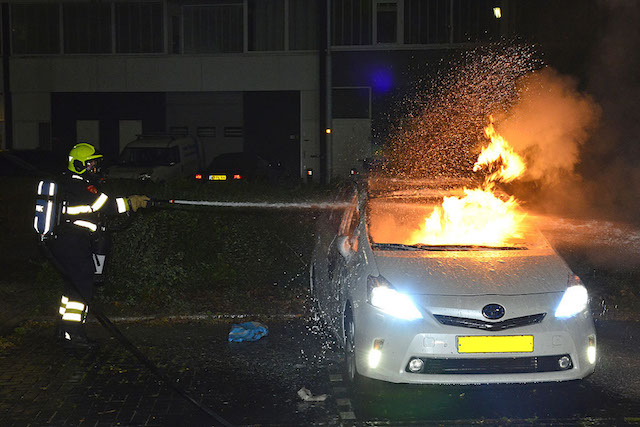 2017/130/20170623-02u56 GB 004 Autobrand Jan van Gentstraat.jpg